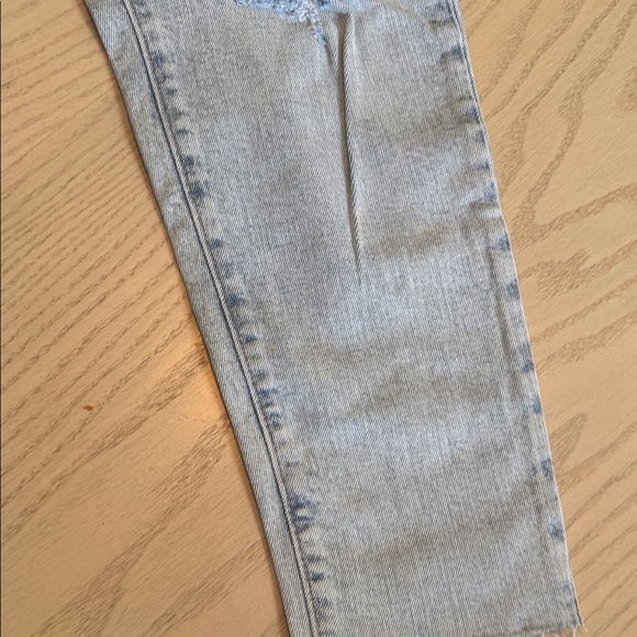 Old Navy Light Blue Straight Leg Jeans π - Picture 9 of 13